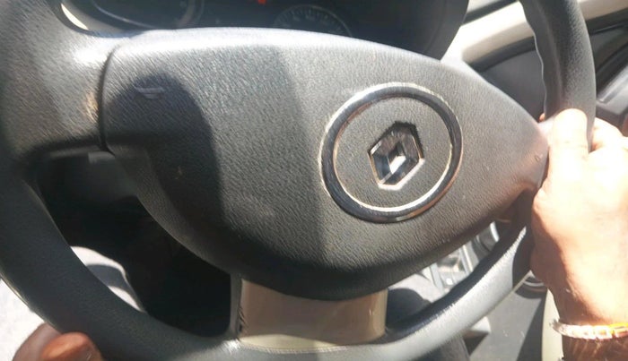 2013 Renault Duster 85 PS RXL DIESEL, Diesel, Manual, 1,71,003 km, interior