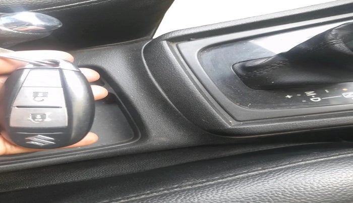 2018 Maruti Vitara Brezza ZDI PLUS AT DUAL TONE, Diesel, Automatic, 1,51,041 km, interior