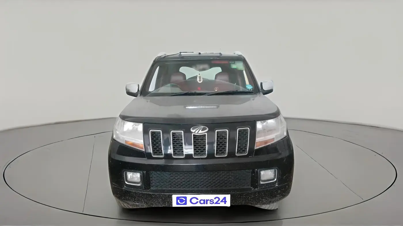 2017 Mahindra TUV300 T6 PLUS, Diesel, Manual, 9,002 km, exterior