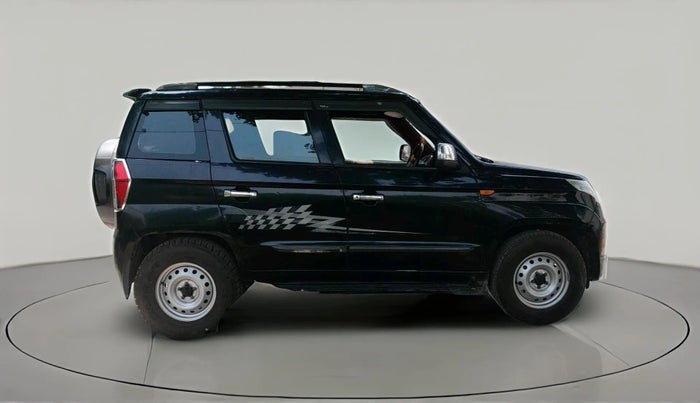 2017 Mahindra TUV300 T6 PLUS, Diesel, Manual, 9,002 km, exterior