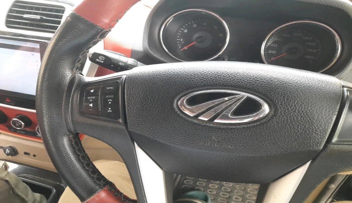 2017 Mahindra TUV300 T6 PLUS, Diesel, Manual, 9,002 km, interior