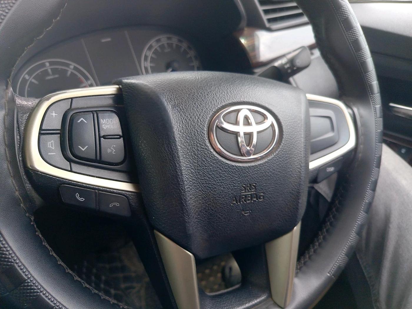 2018 Toyota Innova Crysta 2.4 GX 7 STR, Diesel, Manual, 1,68,746 km, interior