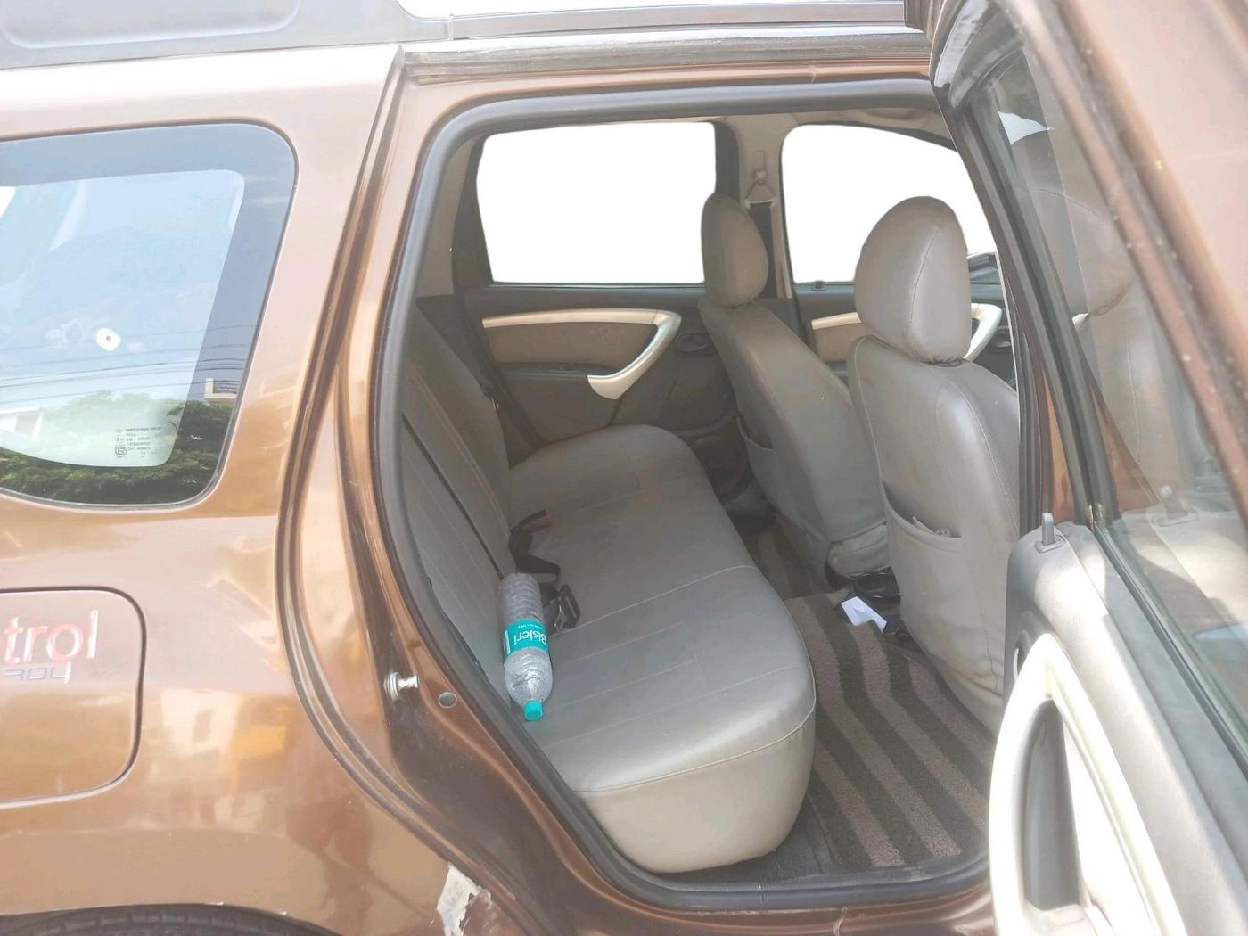 2013 Renault Duster RXL PETROL, Petrol, Manual, 62,564 km, interior