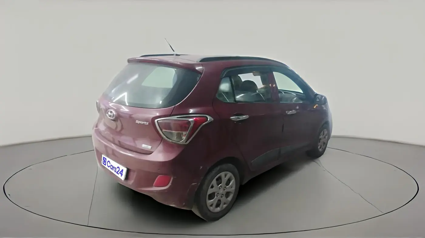 2015 Hyundai Grand i10 SPORTZ 1.2 KAPPA VTVT, Petrol, Manual, 1,24,780 km, exterior