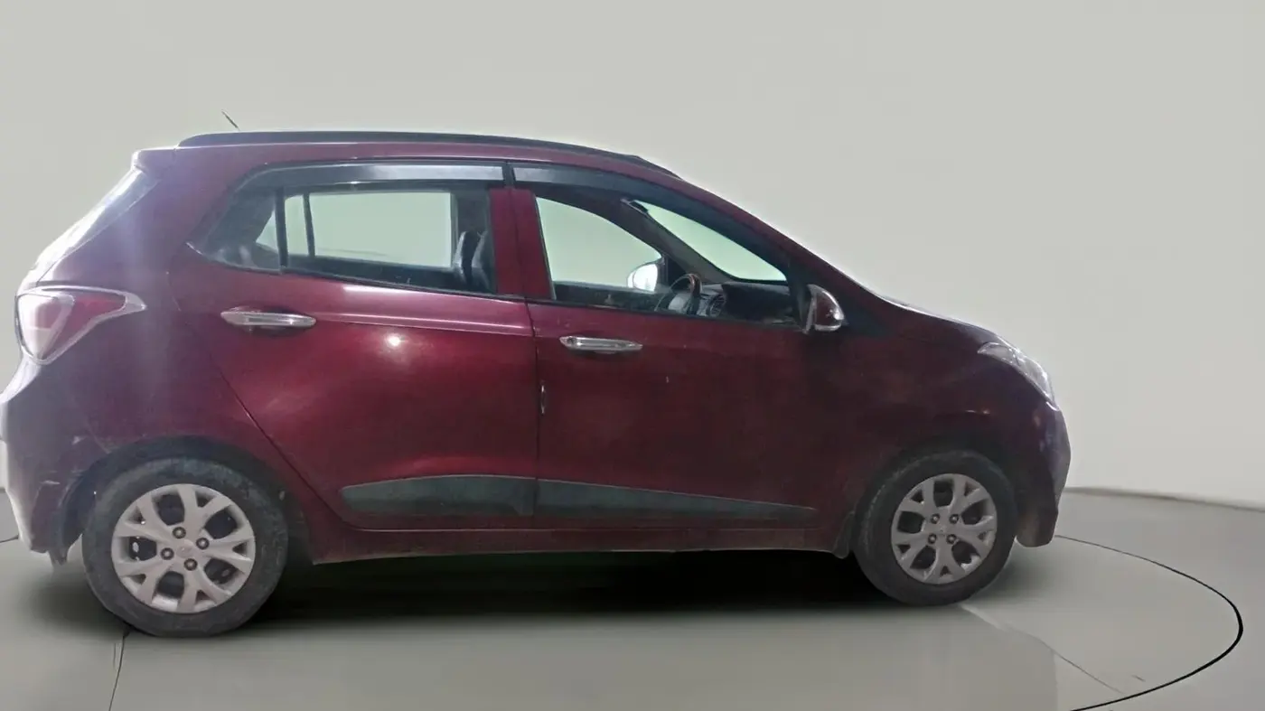 2015 Hyundai Grand i10 SPORTZ 1.2 KAPPA VTVT, Petrol, Manual, 1,24,780 km, exterior