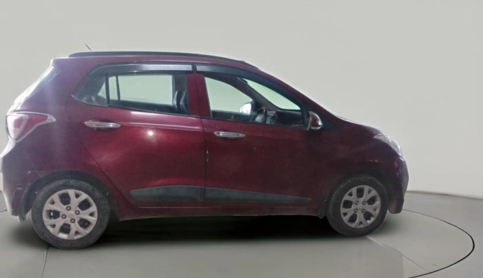 2015 Hyundai Grand i10 SPORTZ 1.2 KAPPA VTVT, Petrol, Manual, 1,24,780 km, exterior