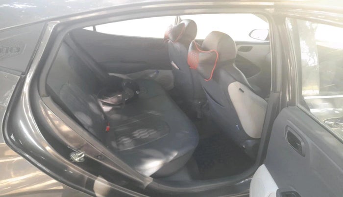 2023 Hyundai GRAND I10 NIOS MAGNA 1.2 KAPPA VTVT, Petrol, Manual, 9,938 km, interior