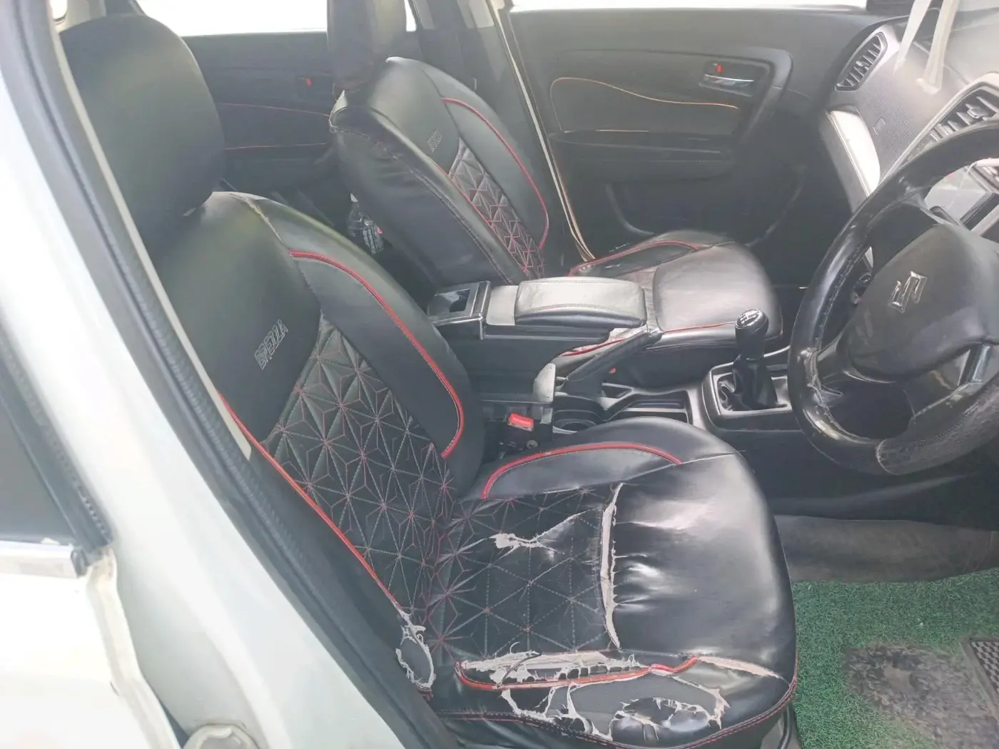 2019 Maruti Vitara Brezza VDI, Diesel, Manual, 1,44,584 km, interior