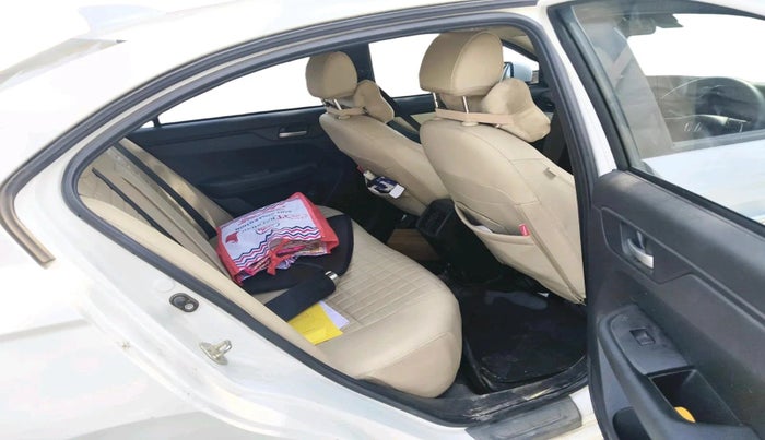 2025 Honda Amaze ZX 1.2 Petrol MT, Petrol, Manual, 7,910 km, interior