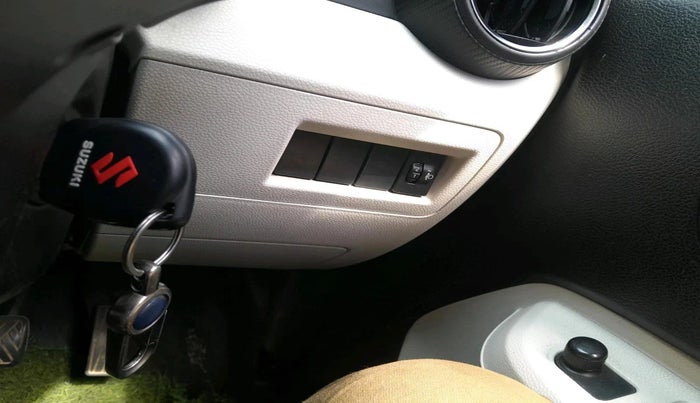 2017 Maruti IGNIS DELTA 1.2, Petrol, Manual, 30,114 km, interior