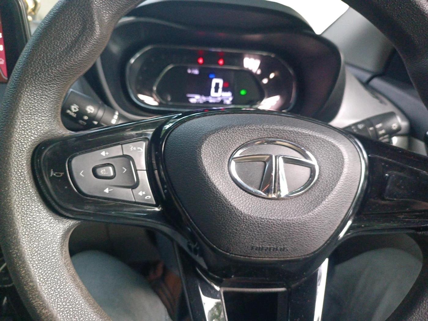 2022 Tata NEXON XZ PLUS PETROL, Petrol, Manual, 40,917 km, interior