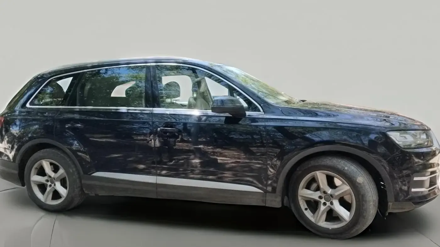 2015 Audi Q7 45 TDI TECHNOLOGY PLUS SUNROOF, Diesel, Automatic, 1,58,000 km, exterior