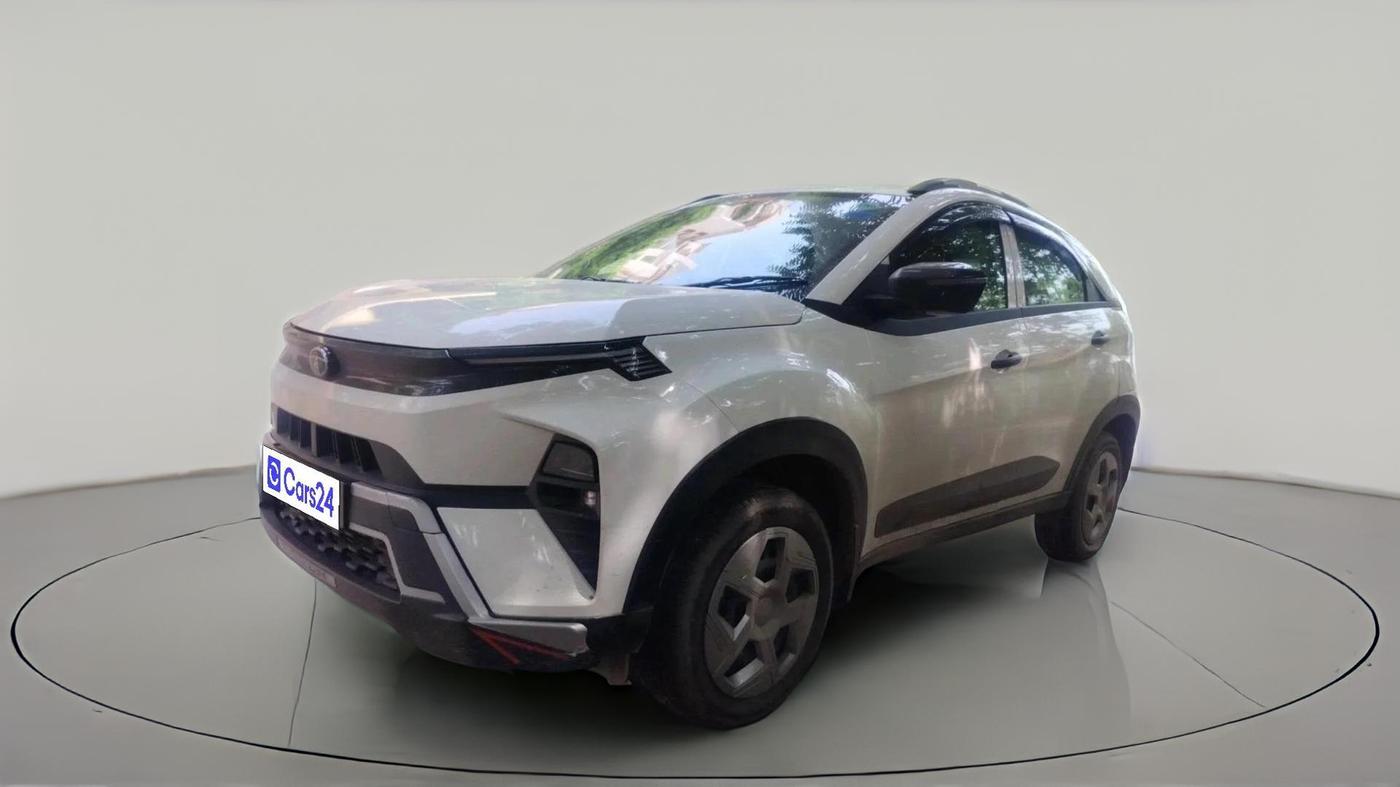2026 Tata NEXON Smart Plus 1.2 iCNG, CNG, Manual, 16,975 km, exterior