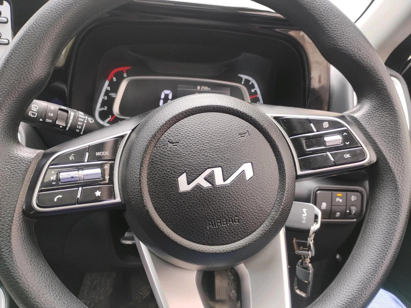 2025 KIA SONET HTK (O) 1.5 Diesel MT, Diesel, Manual, 18,839 km, interior