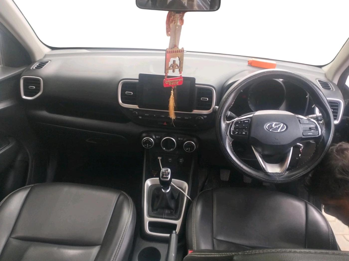 2019 Hyundai VENUE SX 1.4 CRDI, Diesel, Manual, 2,14,791 km, interior