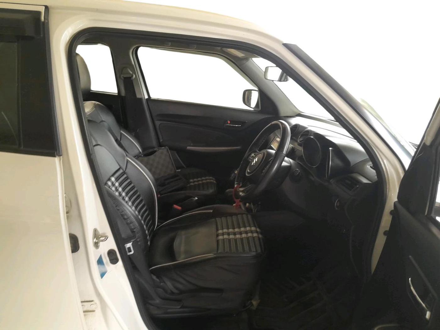 2022 Maruti Swift ZXI AMT, Petrol, Automatic, 61,071 km, interior