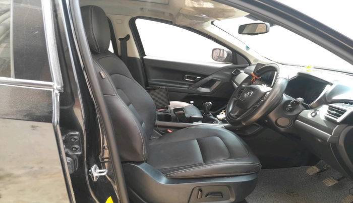 2020 Tata Harrier XZ PLUS 2.0L, Diesel, Manual, 94,811 km, interior
