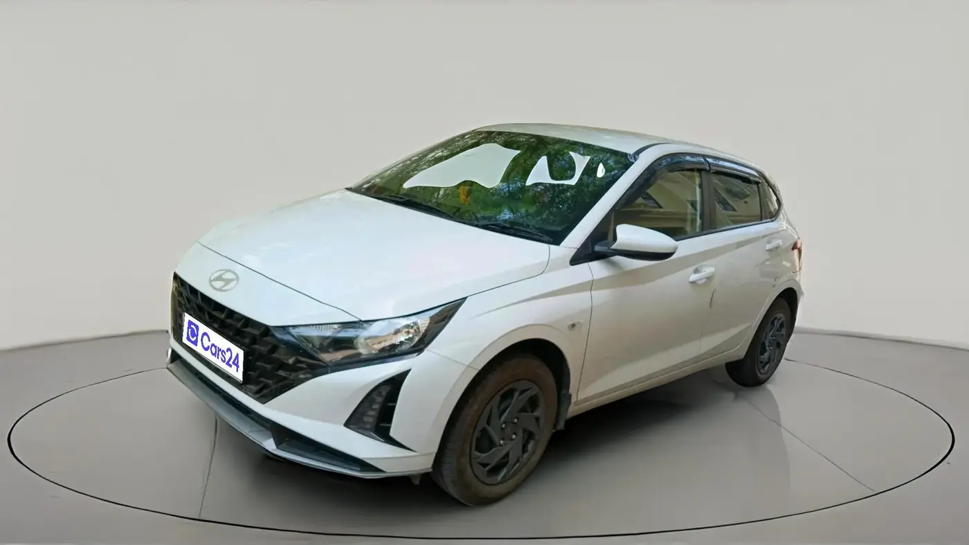 2024 Hyundai NEW I20 MAGNA 1.2 MT, Petrol, Manual, 13,466 km, exterior