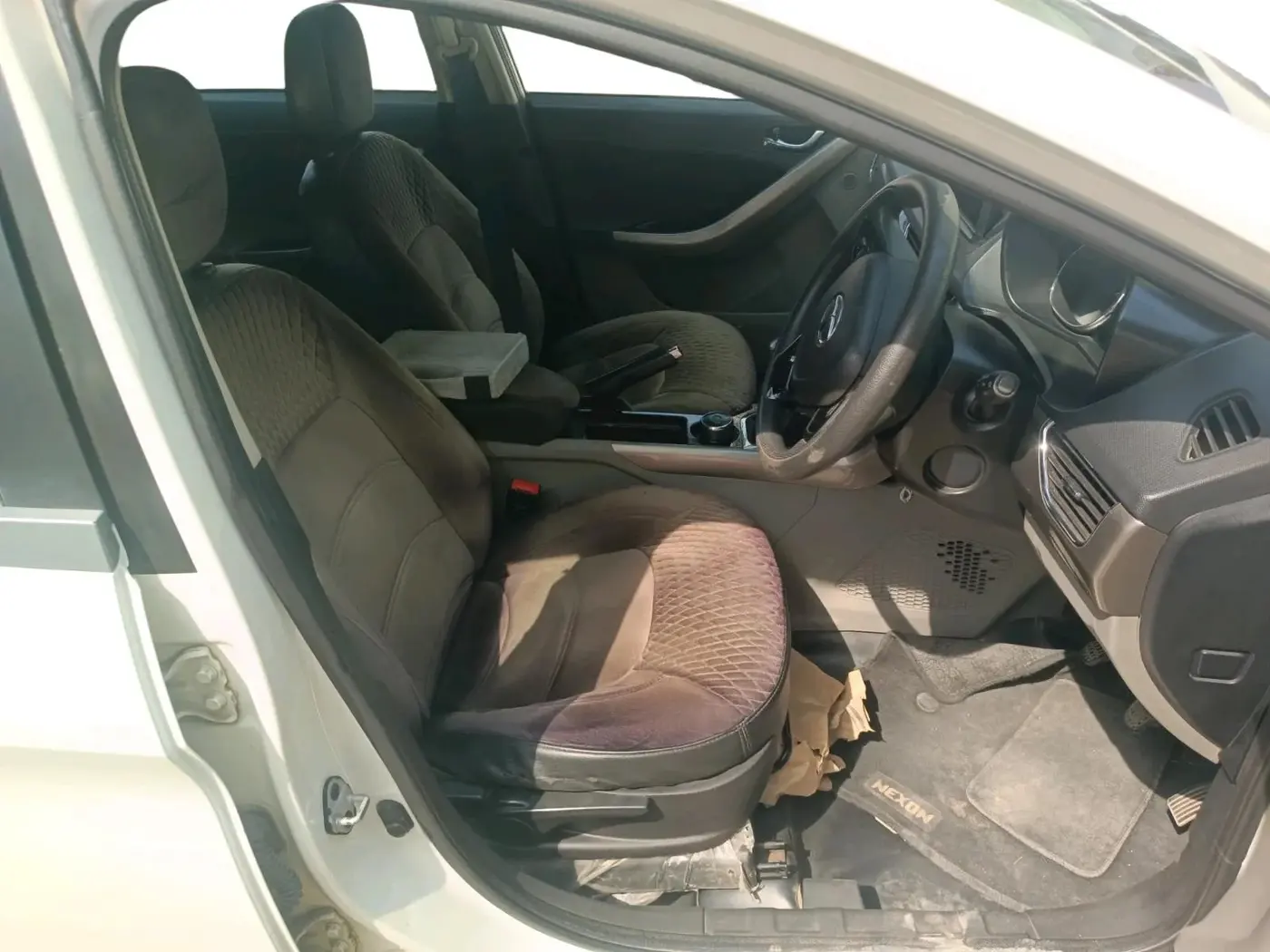 2019 Tata NEXON XZ PLUS PETROL, Petrol, Manual, 85,360 km, interior