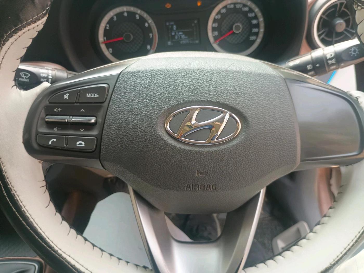 2021 Hyundai AURA S 1.2 CNG, CNG, Manual, 1,36,365 km, interior