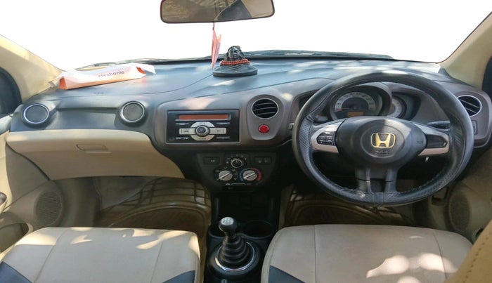 2013 Honda Brio V MT, Petrol, Manual, 54,142 km, interior