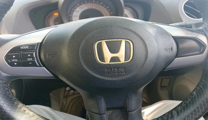 2013 Honda Brio V MT, Petrol, Manual, 54,142 km, interior