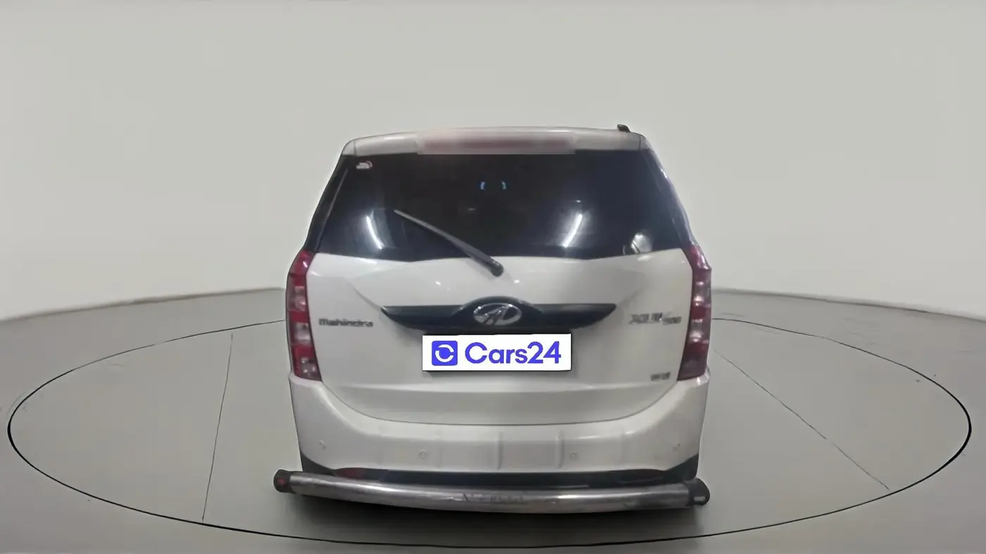 2018 Mahindra XUV500 W6, Diesel, Manual, 1,19,619 km, exterior
