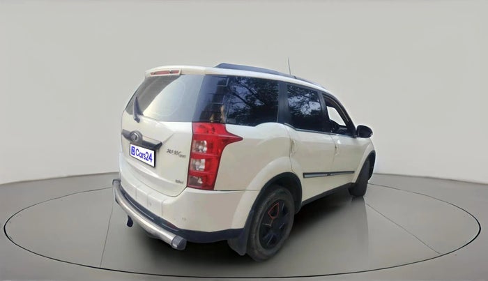 2018 Mahindra XUV500 W6, Diesel, Manual, 1,19,619 km, exterior