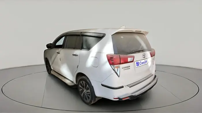 2021 Toyota Innova Crysta 2.4 ZX 7 STR, Diesel, Manual, 33,382 km, exterior