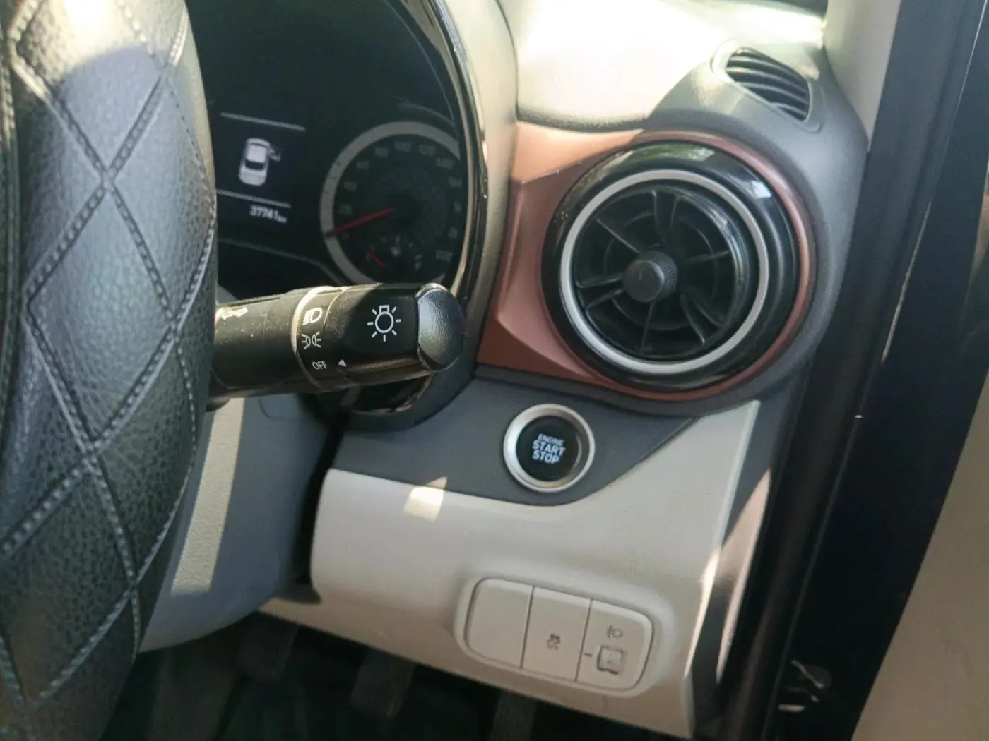 2024 Hyundai AURA SX 1.2, Petrol, Manual, 37,741 km, interior