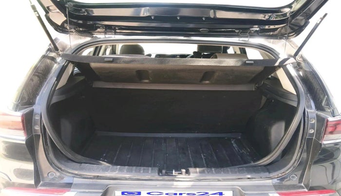 2022 KIA SONET HTX 1.5 AT, Diesel, Automatic, 1,08,157 km, exterior