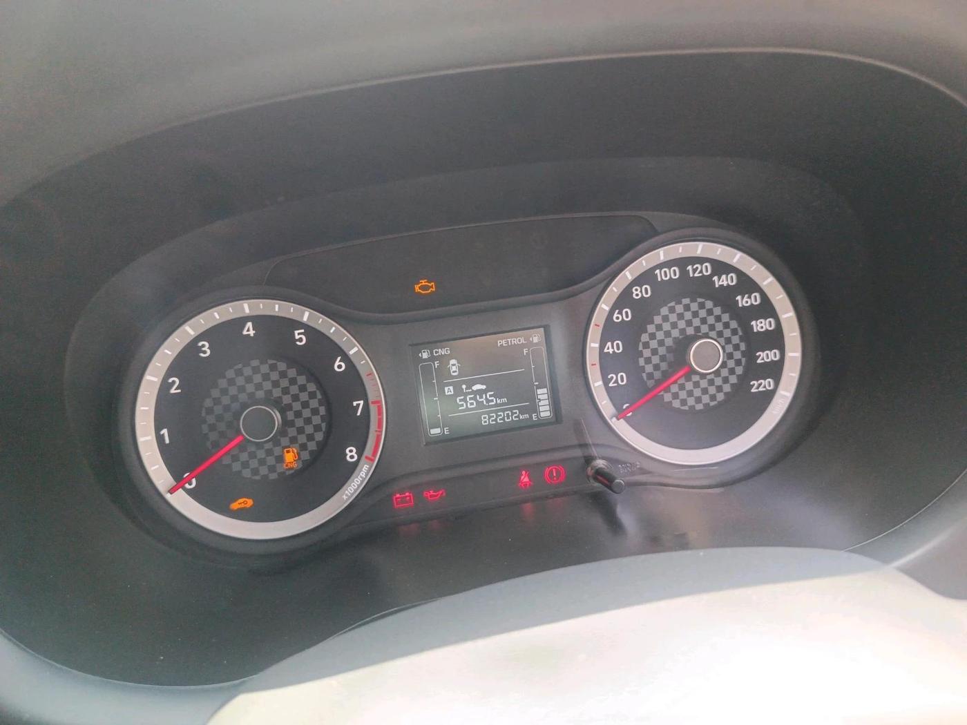 2022 Hyundai AURA S 1.2 CNG, CNG, Manual, 82,202 km, interior
