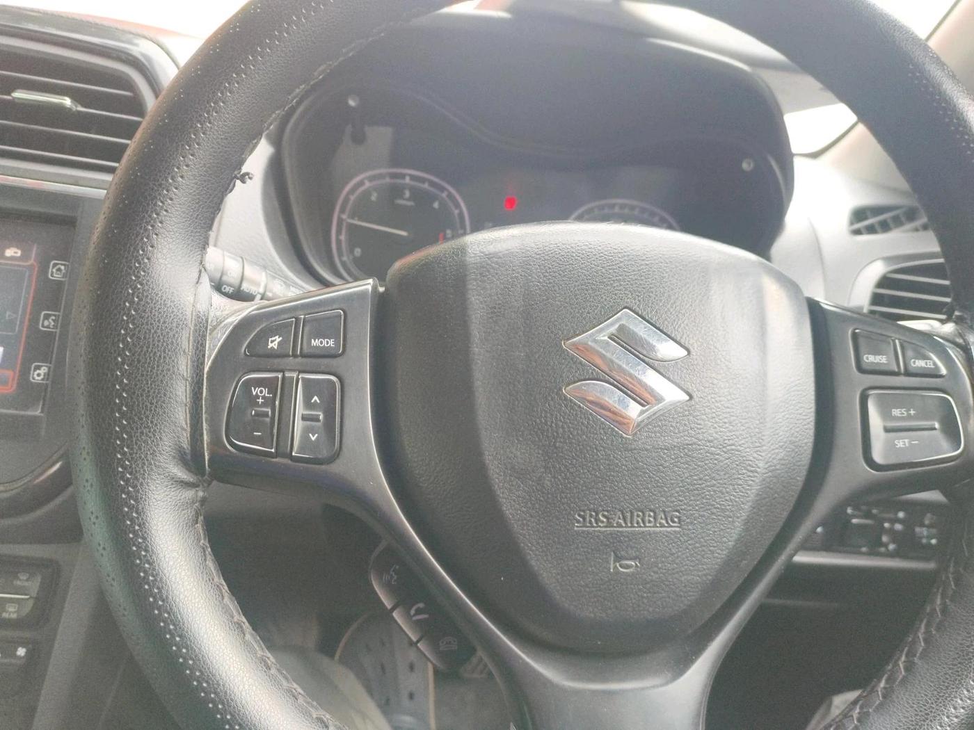 2016 Maruti Vitara Brezza ZDI PLUS DUAL TONE, Diesel, Manual, 1,11,831 km, interior