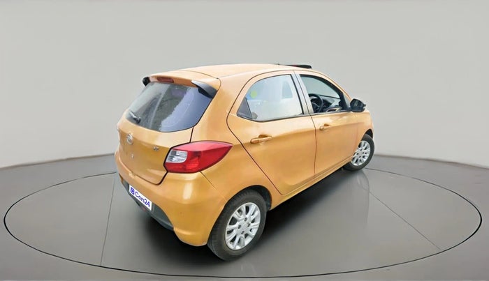 2016 Tata Tiago XZ PETROL, Petrol, Manual, 1,28,108 km, exterior