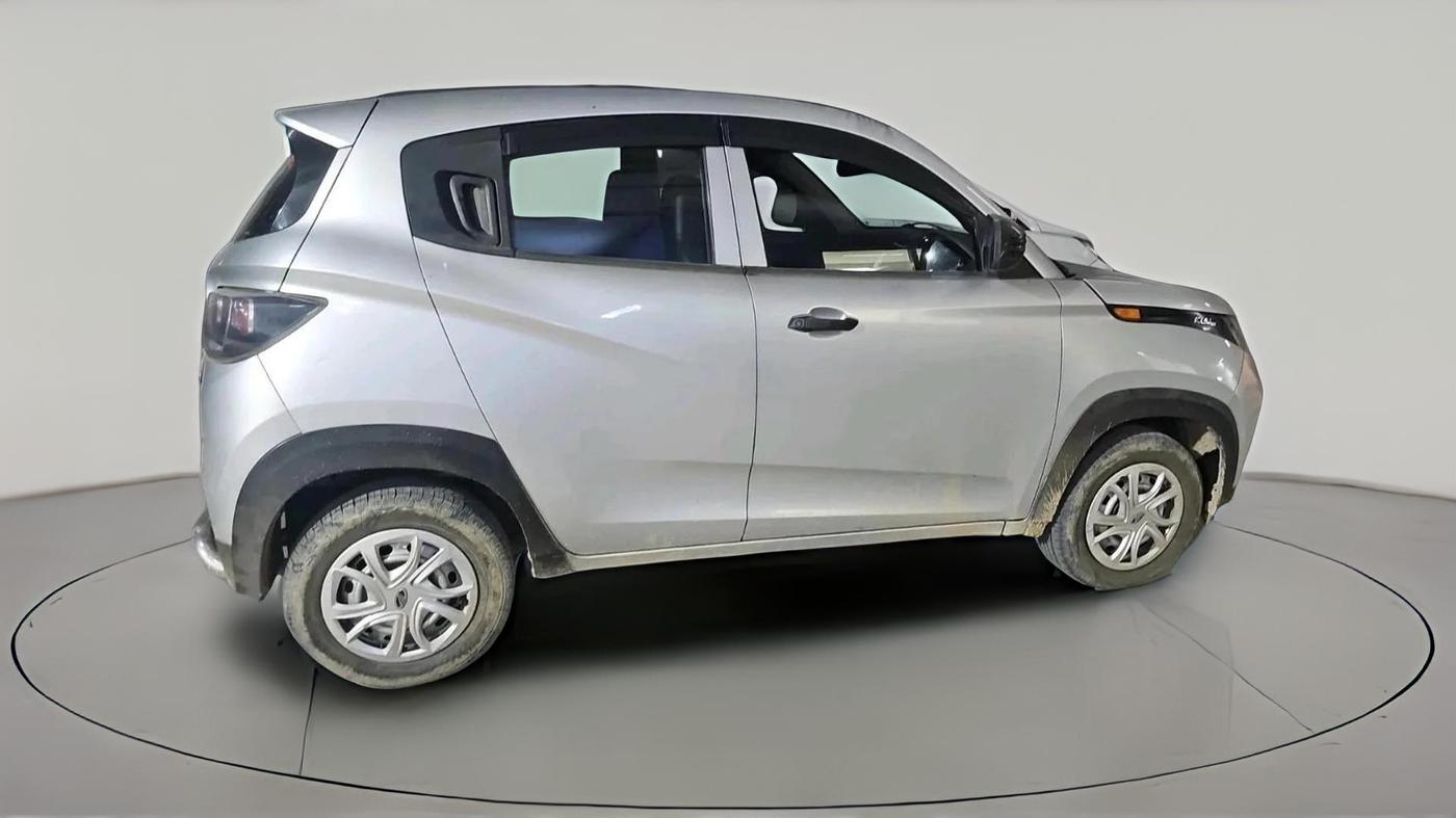 2017 Mahindra KUV 100 NXT K2+ P 6 STR, Petrol, Manual, 73,038 km, exterior