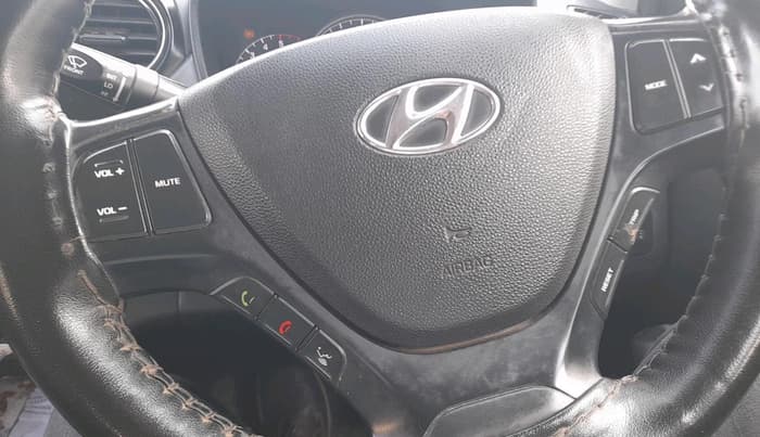 2018 Hyundai Grand i10 SPORTZ U2 1.2 KAPPA CRDI DUAL TONE, Diesel, Manual, 72,126 km, interior