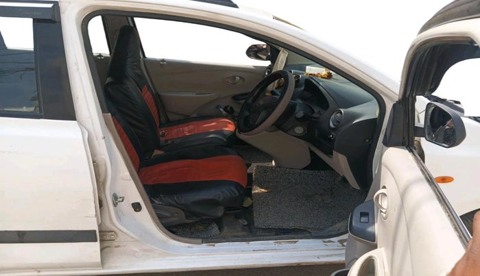 2016 Datsun Go T, CNG, Manual, 56,681 km, interior