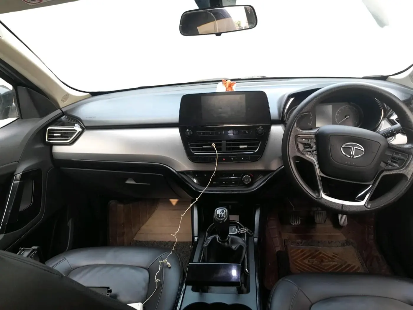 2022 Tata Harrier XT PLUS 2.0L KRYOTEC DARK EDITON, Diesel, Manual, 1,24,000 km, interior