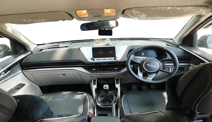 2024 KIA CARENS Prestige (O) 1.5 Petrol 7 STR, Petrol, Manual, 12,613 km, interior