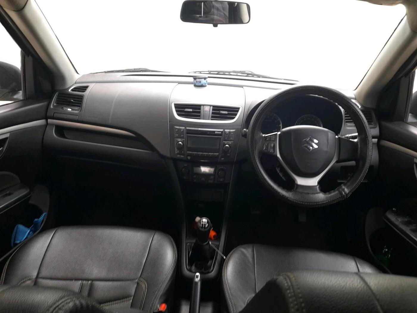 2015 Maruti Swift ZXI, Petrol, Manual, 88,669 km, interior