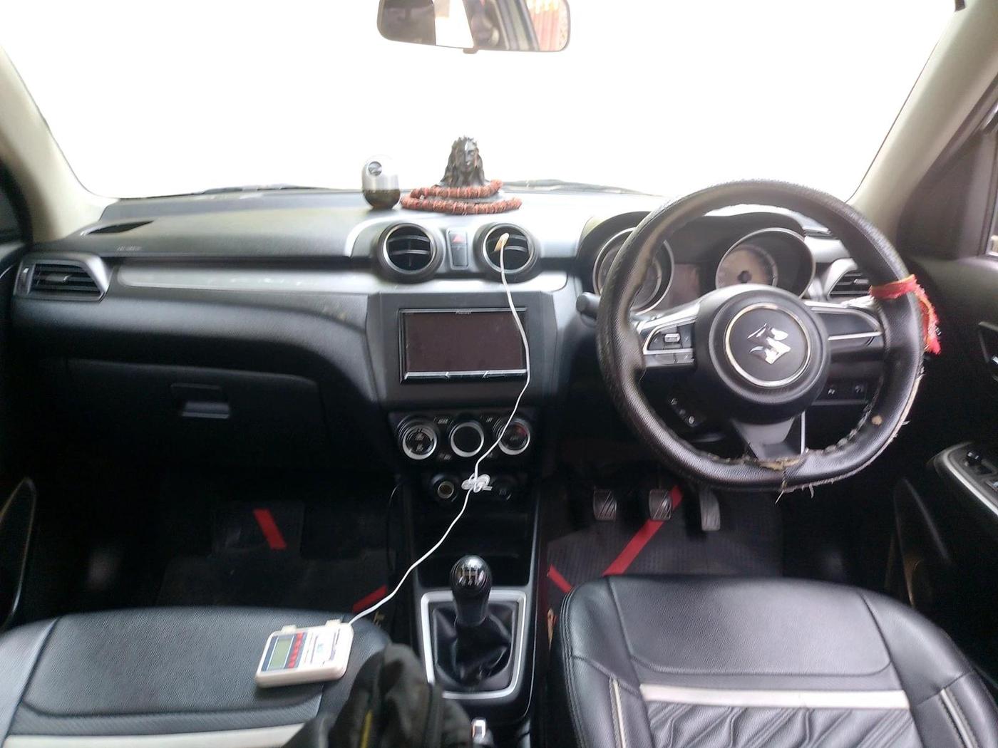 2018 Maruti Swift VXI, Petrol, Manual, 1,40,838 km, interior