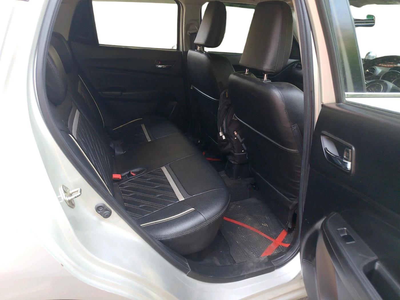 2018 Maruti Swift VXI, Petrol, Manual, 1,40,838 km, interior