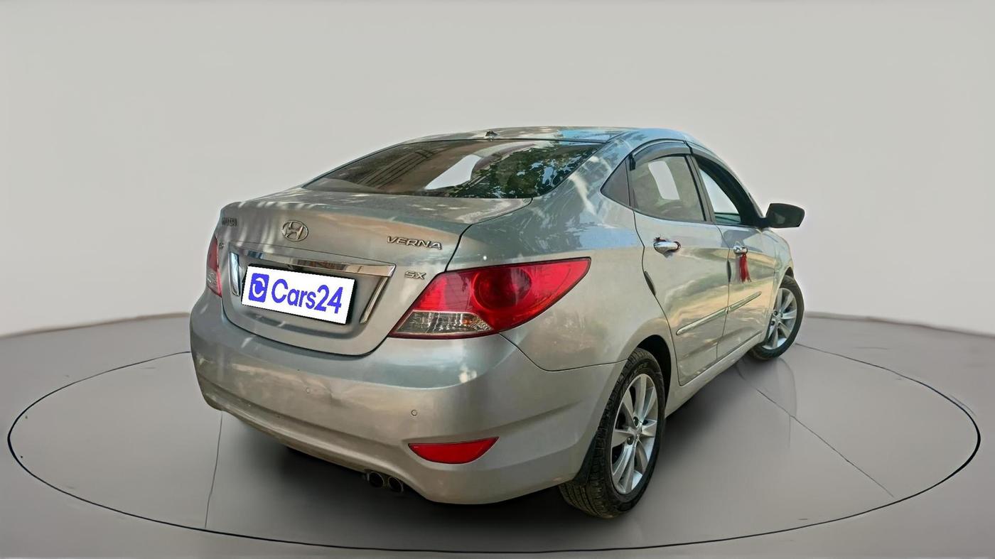 2013 Hyundai Verna FLUIDIC 1.6 VTVT SX, Petrol, Manual, 49,254 km, exterior