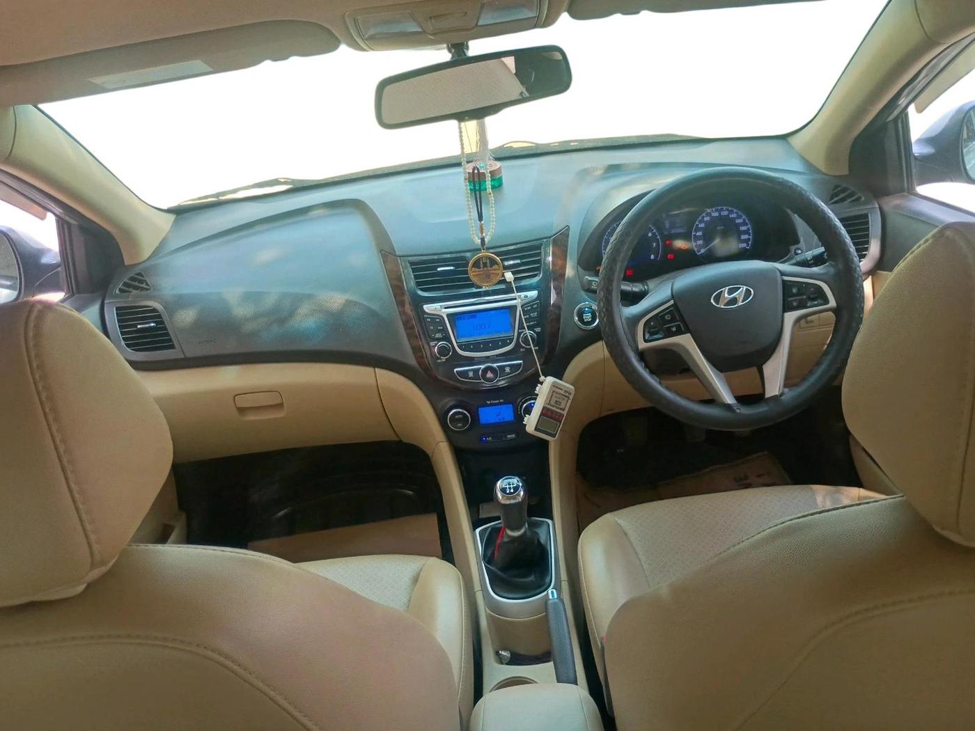 2013 Hyundai Verna FLUIDIC 1.6 VTVT SX, Petrol, Manual, 49,254 km, interior