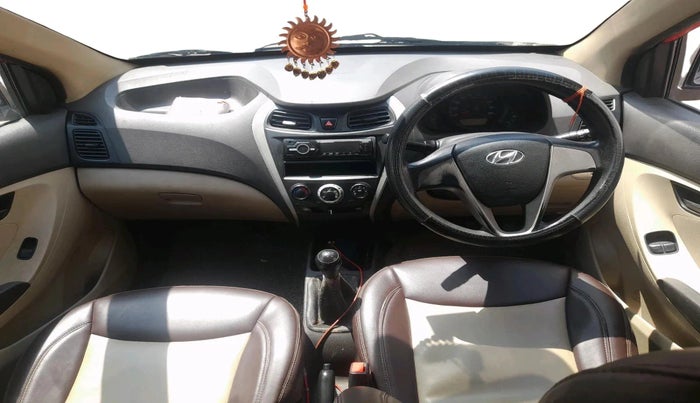 2017 Hyundai Eon ERA PLUS (O), Petrol, Manual, 1,02,035 km, interior