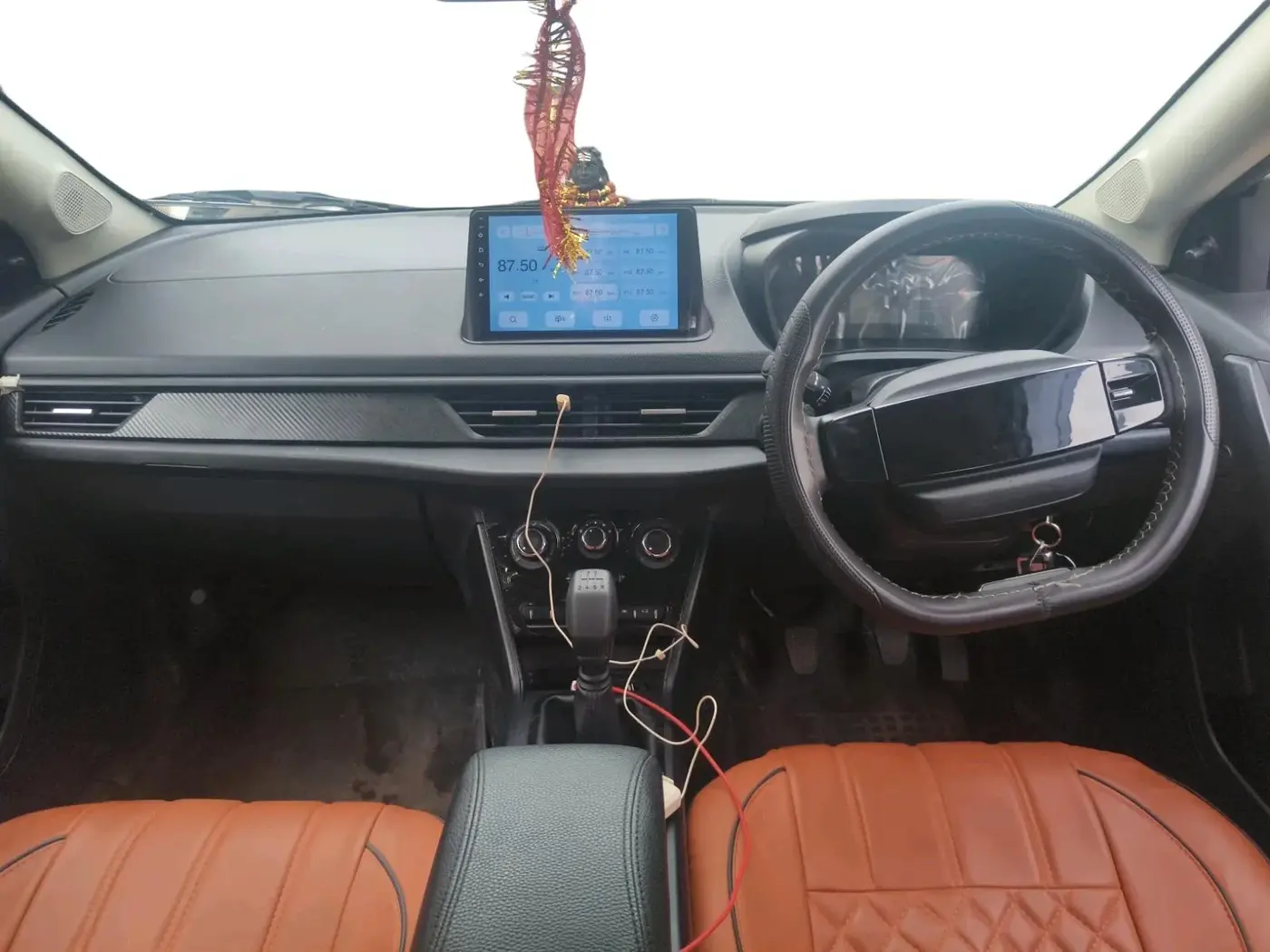 2025 Tata NEXON Smart CNG, CNG, Manual, 6,801 km, interior