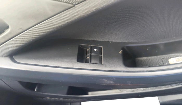 2025 Tata NEXON Smart CNG, CNG, Manual, 6,801 km, interior