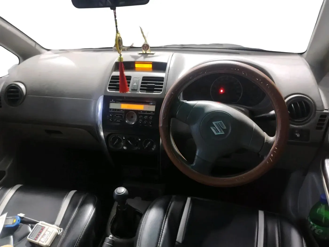 2011 Maruti SX4 VDI, Diesel, Manual, 1,83,816 km, interior