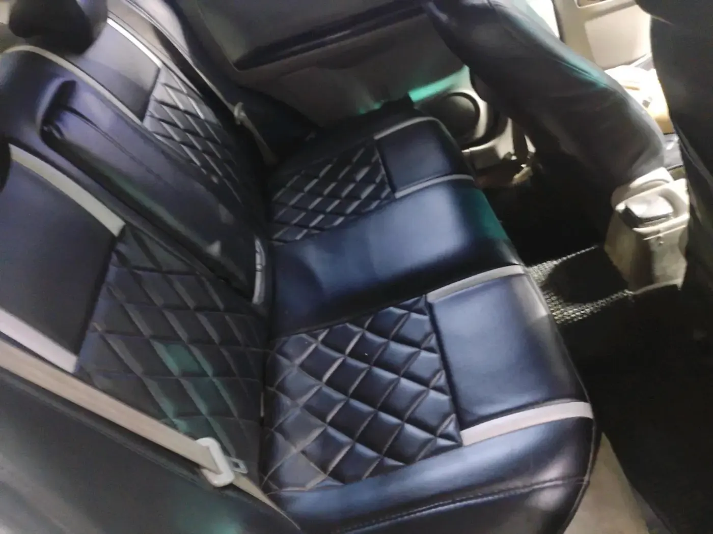 2011 Maruti SX4 VDI, Diesel, Manual, 1,83,816 km, interior