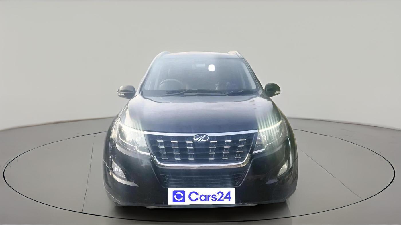 2020 Mahindra XUV500 W11, Diesel, Manual, 94,976 km, exterior
